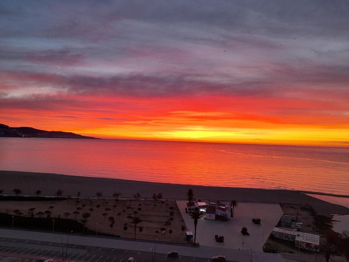 Apartamento Con Magnificas Vistas Al Mar - Wifi Gratis 엠푸리아브라바 외부 사진